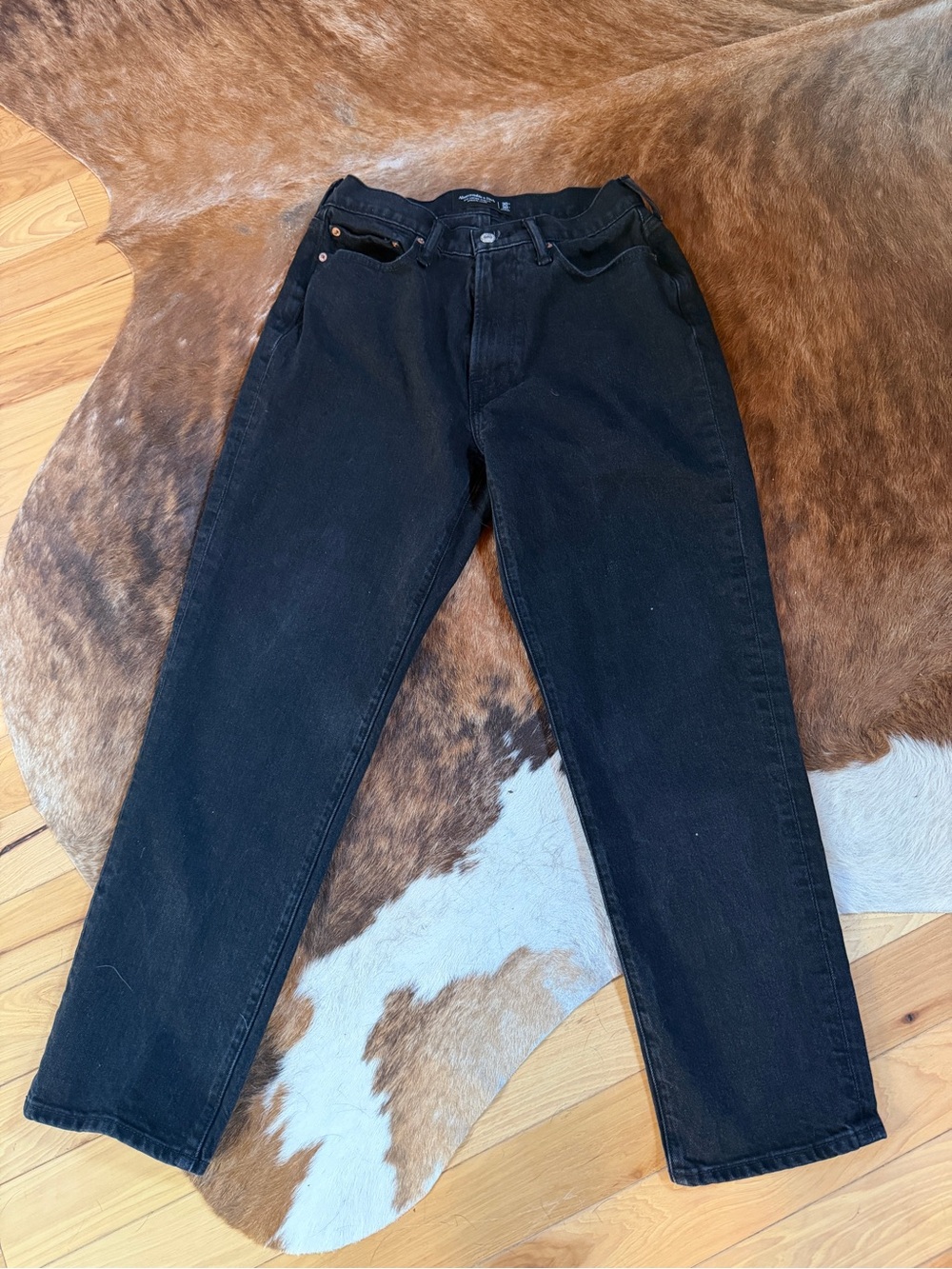Abercrombie & Fitch Women's Black Straight-Leg Jeans
